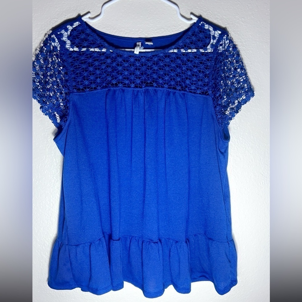 LARGE CATO Crochet Top Blue - Picture 4 of 12